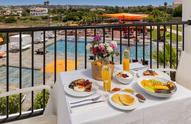 Regency Salgados Hotel & Spa