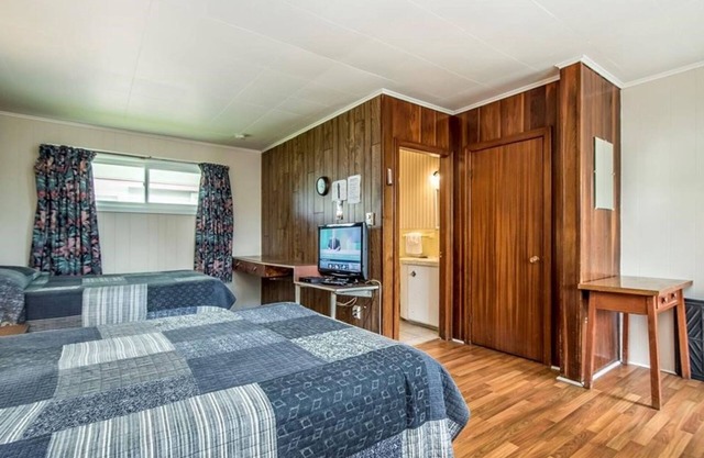 Regent Motel
