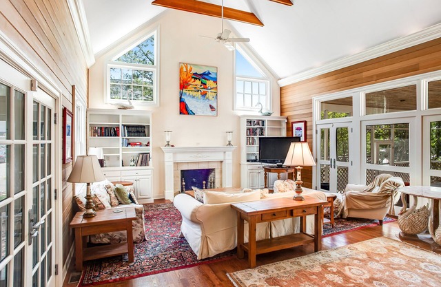 Rehoboth Beach North Shores home with pool, basketball, fast WiFi & W/D