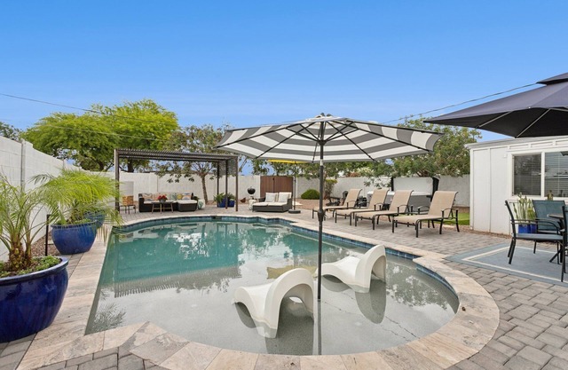 *NEW* Reins & Rivets by PaseoHomesAZ *Heated Pool*