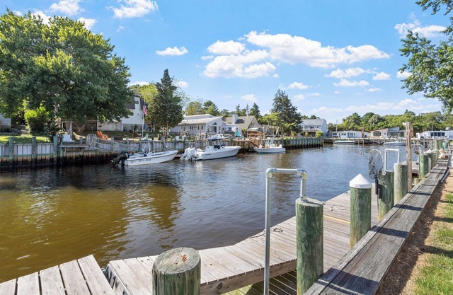 Relaxing Lagoon Home in Little Egg Harbor