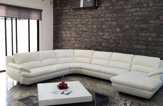 relax,24security,ac,tv,wi-fi,big housefor large groups 10 people