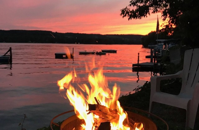 Entspannen Sie sich und genießen Sie Ihre Zeit am See