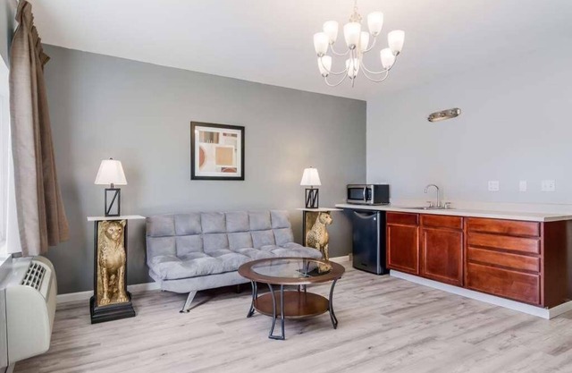 Relax and Unwind in GuestHouse Montesano! Free Parking, Pet-friendly Property