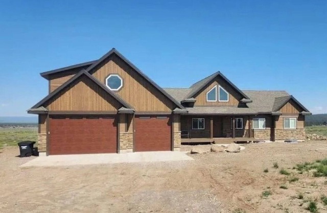 Relax at Aquilla Inn+Game Room+Views+Spacious+Close to Yellowstone!