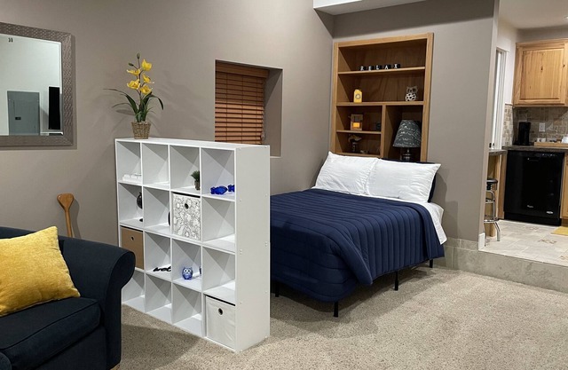 Relax at Tru View Studio