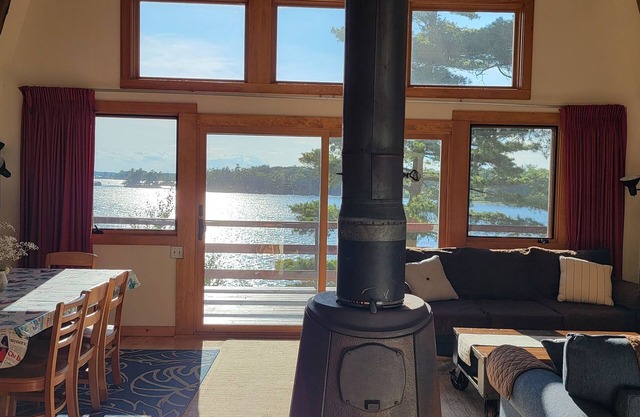 Entspannen, Genießen & Entspannen Sie sich am Ufer des The Goose Bay Cottage - haustierfreundlich!