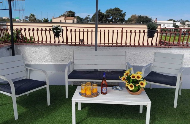 Relax in Style:Spacious 4-Bedroom Villa Rosetta Near Palermo's Coastal Treasures