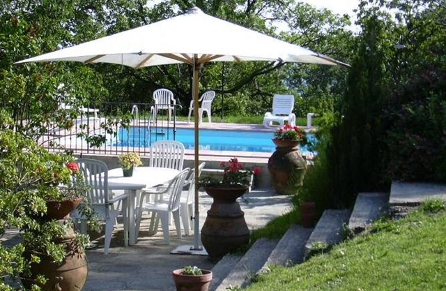 Entspannen Sie im Grünen in einer Villa mit Pool in der Nähe von Florenz