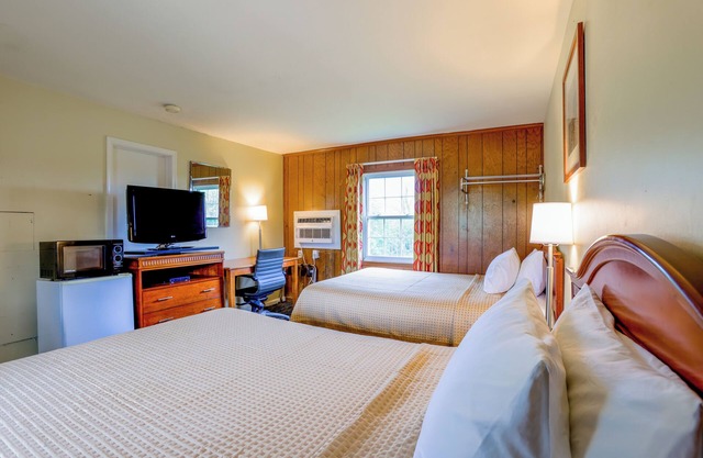 Relax Inn By OYO Natural Bridge I-81