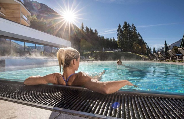 Relax Lodge Suite (up to 2 nights) - Natur- und Aktivresort Reiterhof