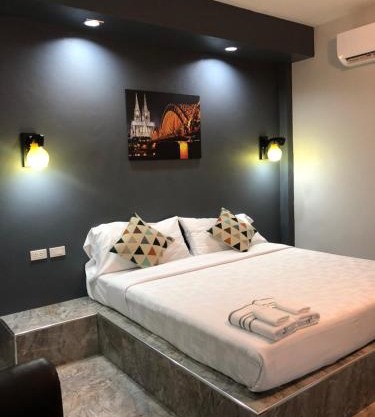 Relax Resort