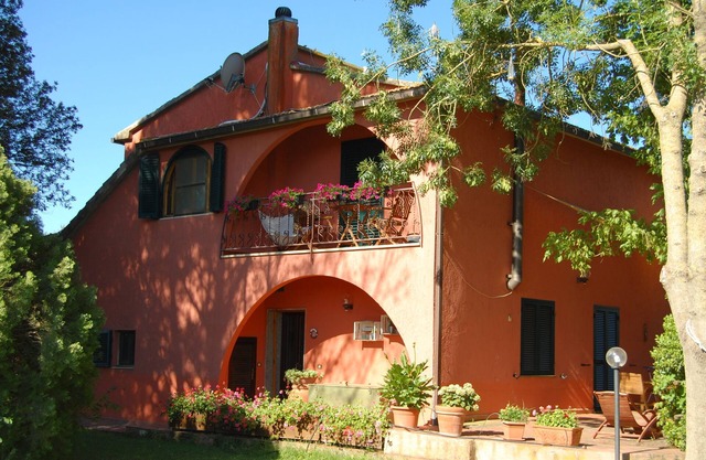 Apartment mit eigenem Pool und Garten (familienfreundlich)