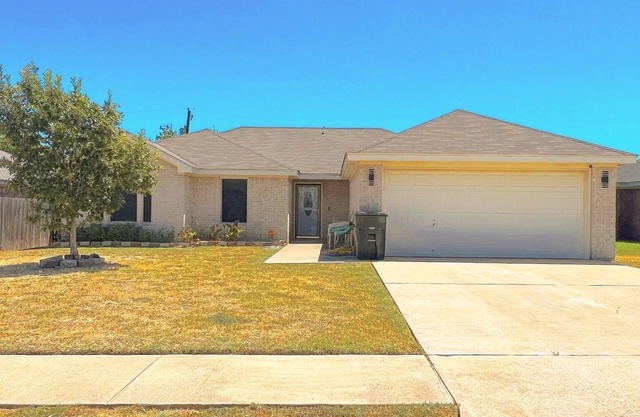 Relax with your family in this peaceful home located 5 minutes from Ft. Cavazos
