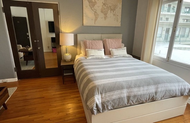 RelaxBeachPad Beachside Studio!Parking&Laundry