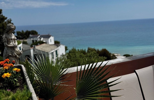 Relaxing 3BR w/Sea View Terrace in Arenzano