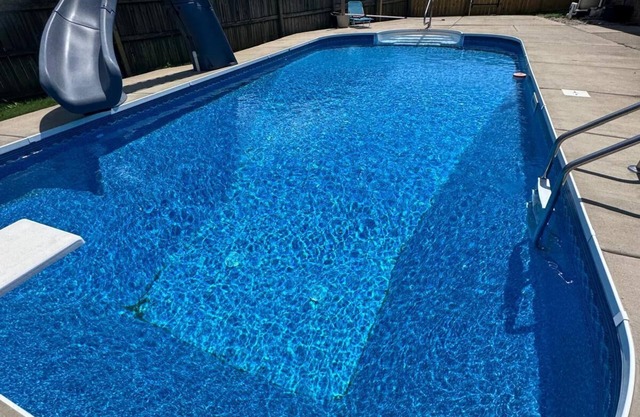 Family-Friendly 4BR Home in Olive Branch-POOL, Playground & near Stateline.