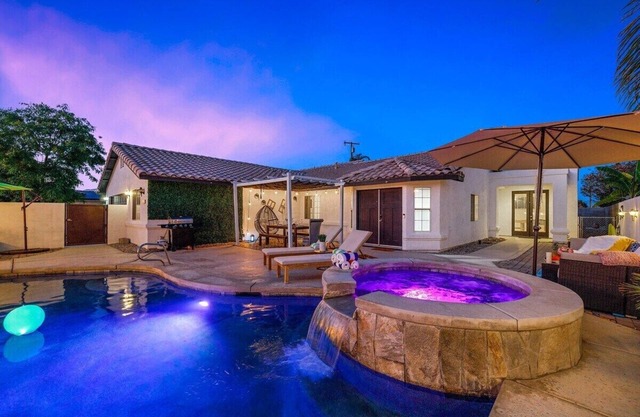 Relaxing 5BR Retreat with Pool Game Room