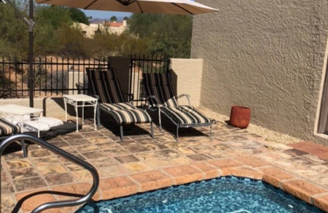 Relaxing desert home with private spa and 2 peaceful patios. 3 bedrooms, 2 baths