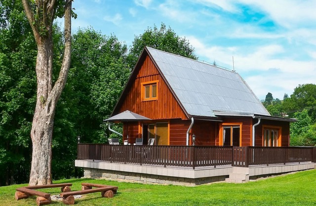 Chalet Kyjov im Riesengebirge in der Nהhe des Waldes
