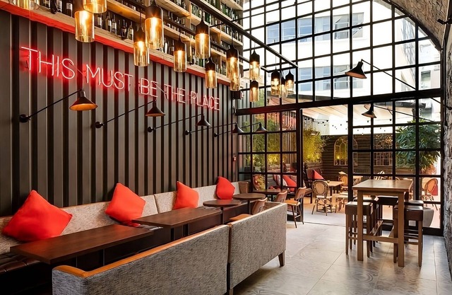 Relaxing Getaway Awaits! Dublin's Most Elegant Hotel Near to Grafton Street