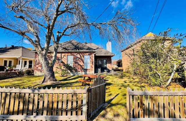 Relaxing Lakeview Retreat Sleeps 6