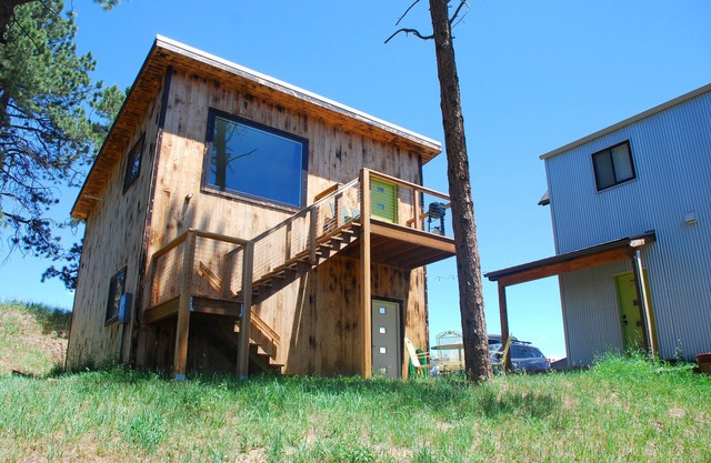 Relaxing Mountain Studio