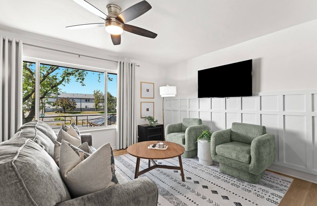 Relaxing One-Bedroom Retreat | King Bed | Royal Oak