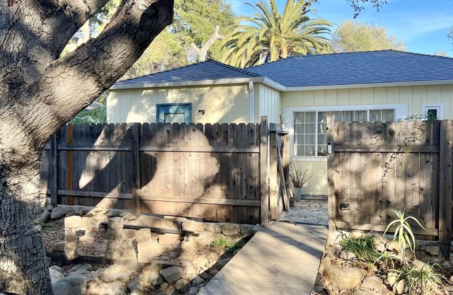 Historic Ojai Cottage