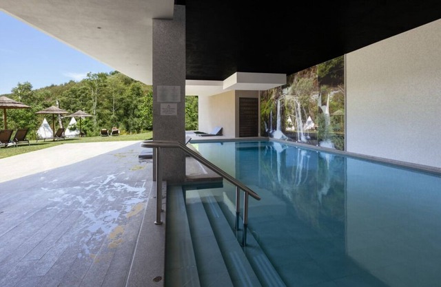 Relaxing Apt. w/ Balcony and Full Kitchen | Indoor Pools + Spa