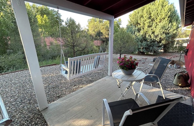 Relaxing Retreat with game room. Only 5 minutes to downtown Prescott!