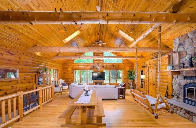 ☆𝐑elaxing 𝐑ustic 𝐑etreat☆Sleeps 12, 4 BR,4 Bath