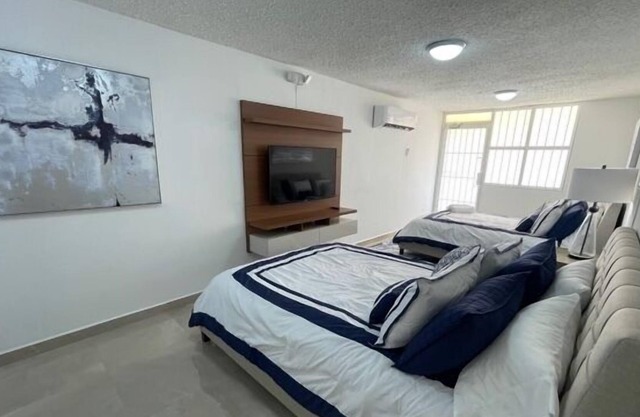 Relaxing Studio Apartment with Shared Jacuzzi
