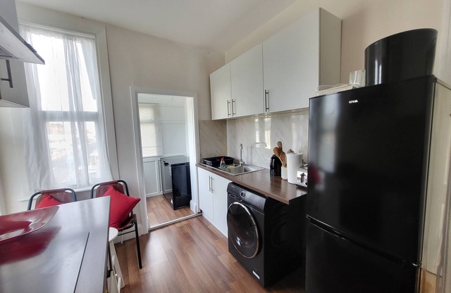 Remarkable 1-bed House the Entire First Floor