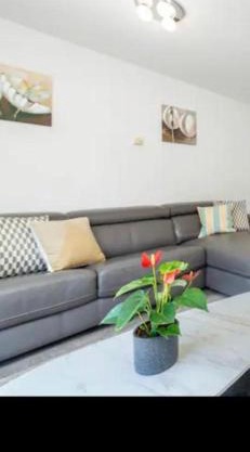 Remarkable 3-Bed Apartment in London