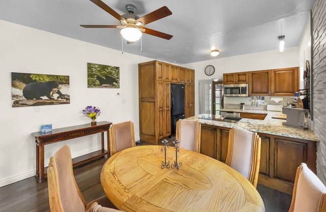 Reminiscent Downtown Cottage