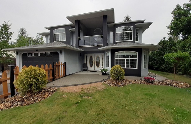 remodeled 2 bedroom condo with private hot tub