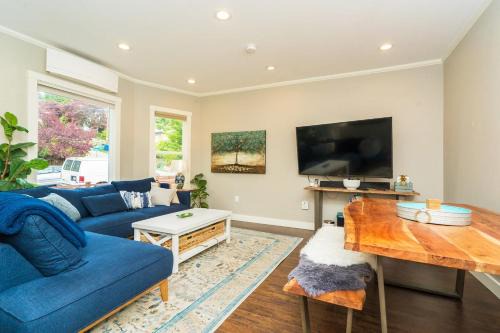 Remodeled 2-Bedroom Unit in Fremont w/Luxe Bathrooms