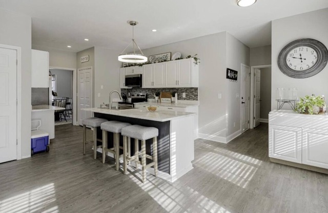 Remodeled Cozy Upscale Spacious Home