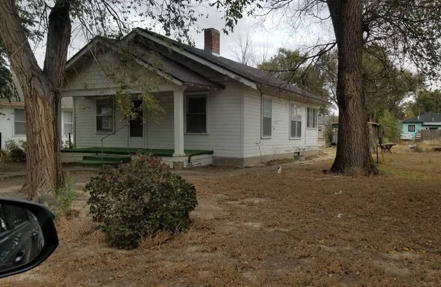 Remodeled Cute 3 room 1 bath house