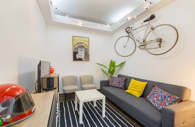 Remodeled historical apartment in the City center
