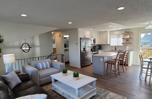 Remodeled, modern, FREE parking, large yard, family-friendly