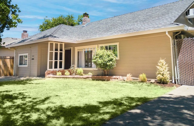 Remodeled Private Studio in a Great Neighborhood
