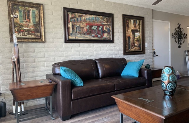 Remodeled Yuma Condo close to YRMC Hospital