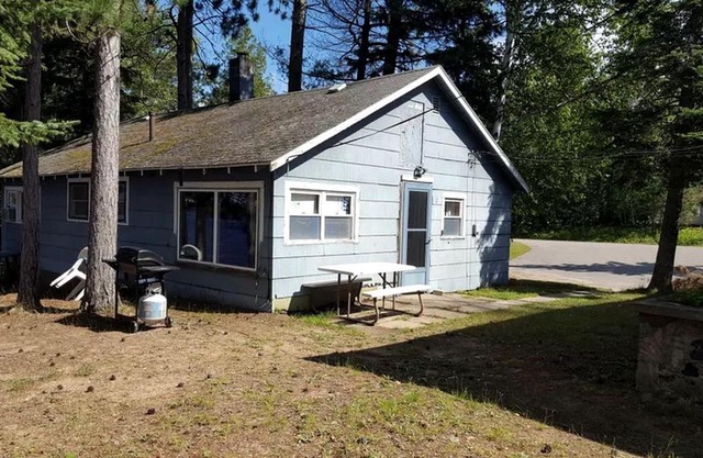 Remote Cabin Vacation Rental on Beautiful Somo Lake, Wisconsin