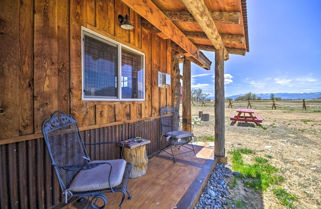 Remote Escape: Clark Home w/ Incredible View