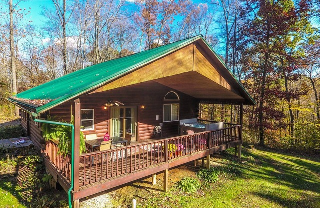 Luxus- Forest Edge Cabin-Blick auf den Wald-Kabine-Eigenes Badezimmer