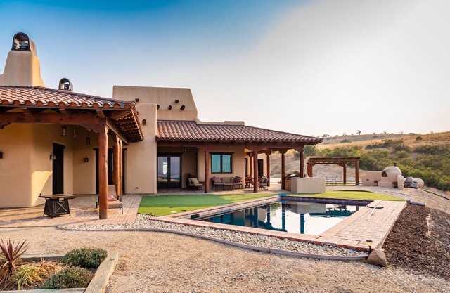 Renata's Retreat-Luxury Wine Country Home with Pool and Hot Tub!
