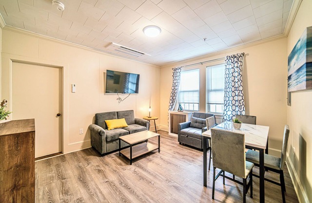 Renovated 1-Bedroom Apartment in Beautiful Downtown Falmouth Located on Main St