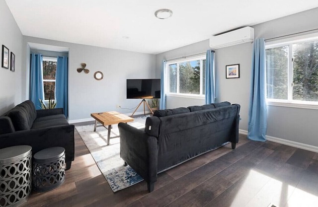 Renovated 3BD Home Near Branch Lake | Ping-Pong